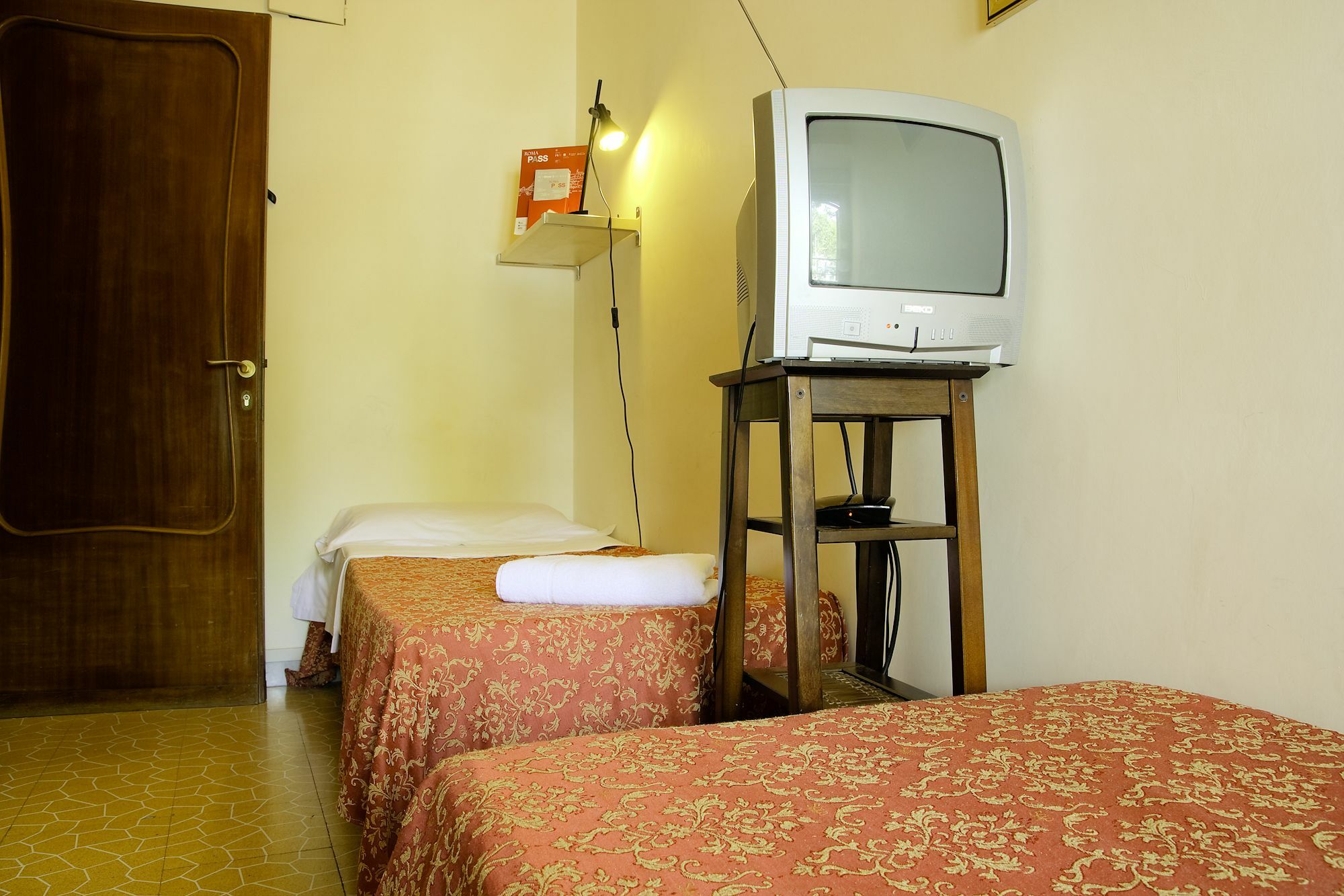 Quo Vadis Pensión Roma